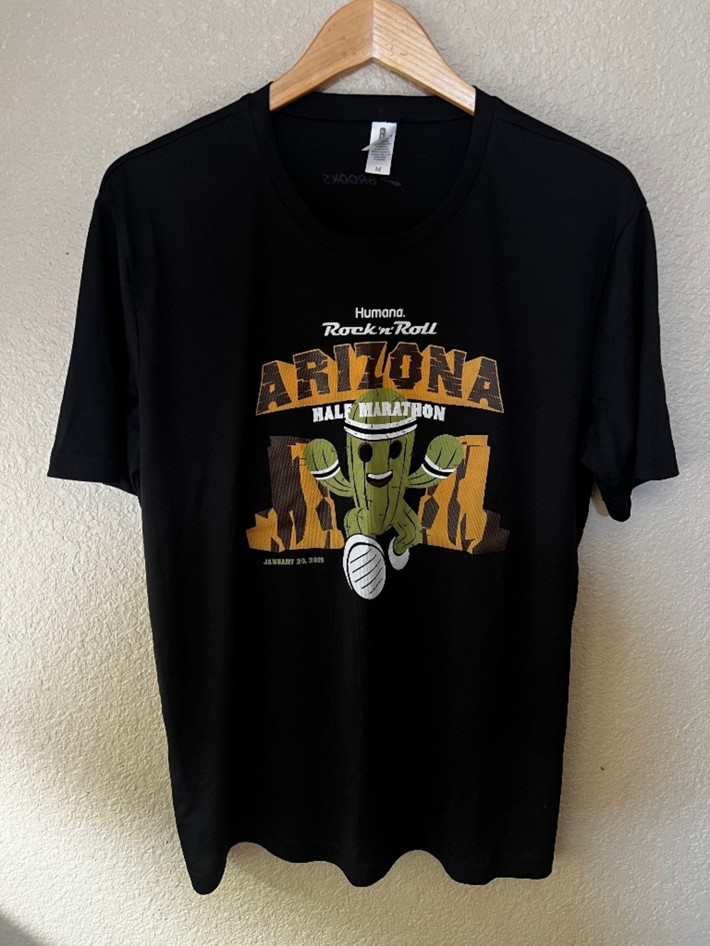 NEW Brooks Rock 'n' Roll Arizona Half Marathon Race Day Tee